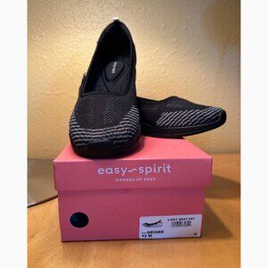 NEW!! Easy Spirit Geinee Slip on